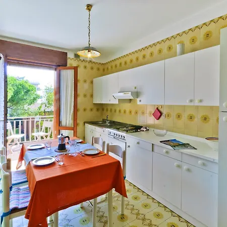 Beatrice Apartment